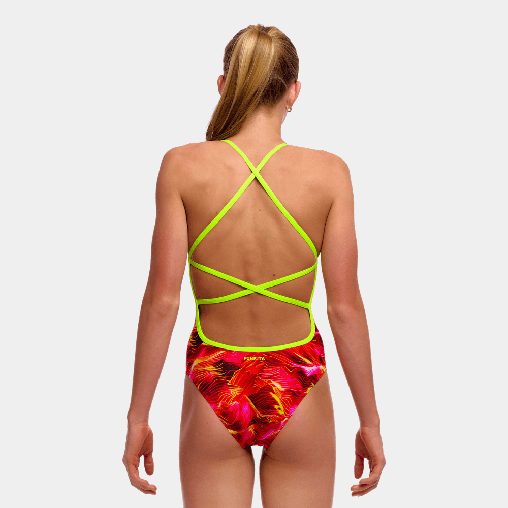 Saucy Sonar stapped (2)